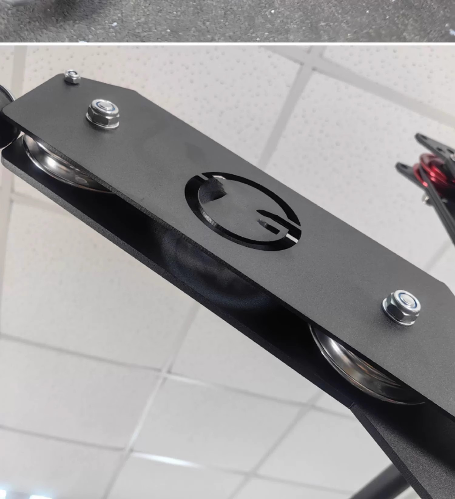 ระบบรอกติดผนังสําหรับฟิตเนส La - Lat Pulldown Cable บทวิจารณ์และราคา